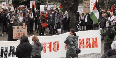 Prosvjed ispred izraelske ambasade